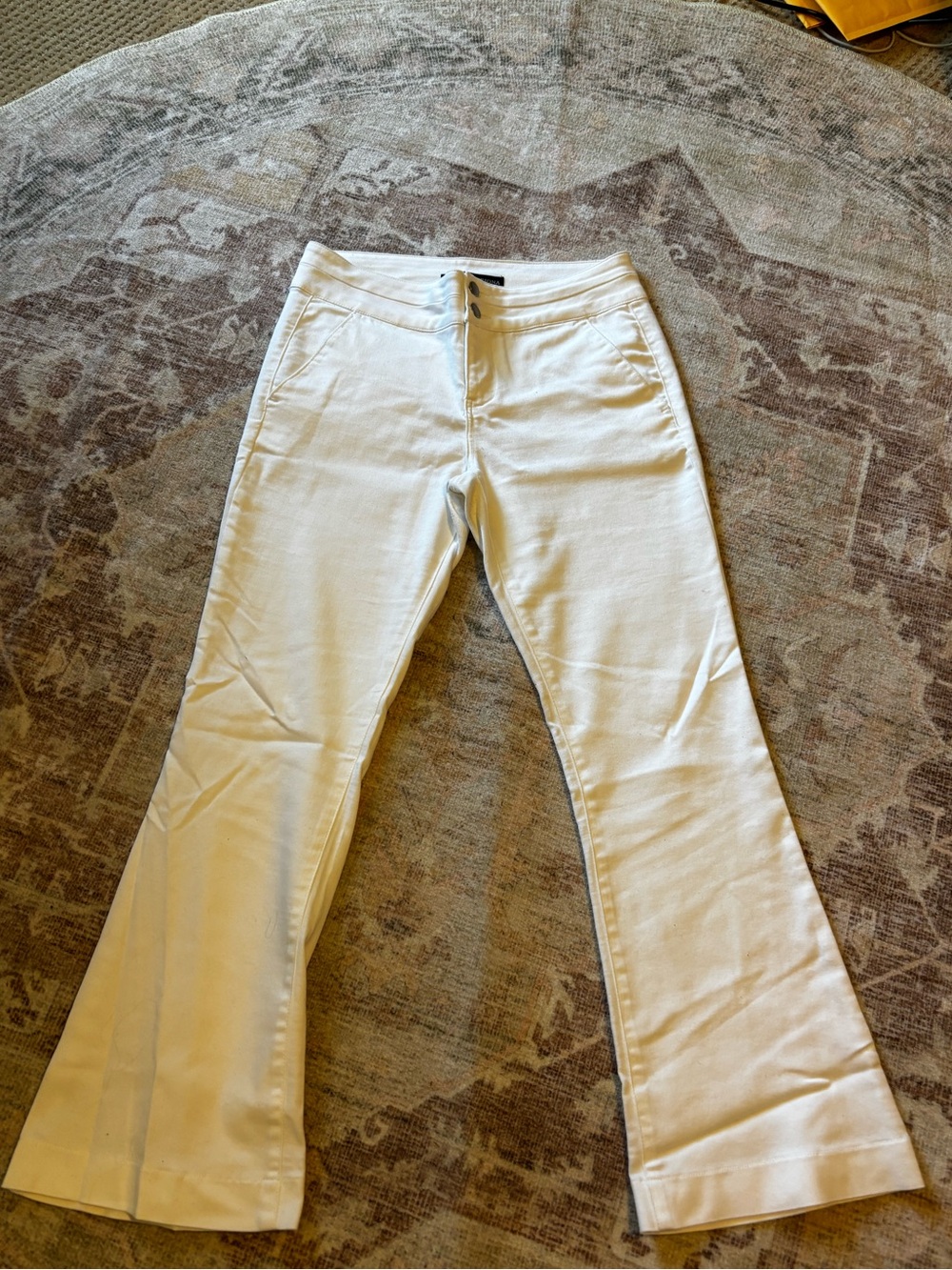Versona, White Flared Knit Pants